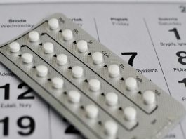 Los anticonceptivos reducen el riesgo de cáncer, dice el ginecólogo alejandro Barták