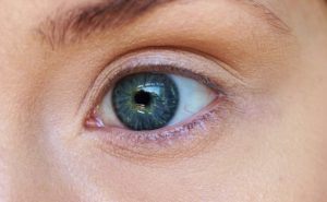 Como LashParade for eyelashes - funciona. ¿Tiene efectos secundarios?